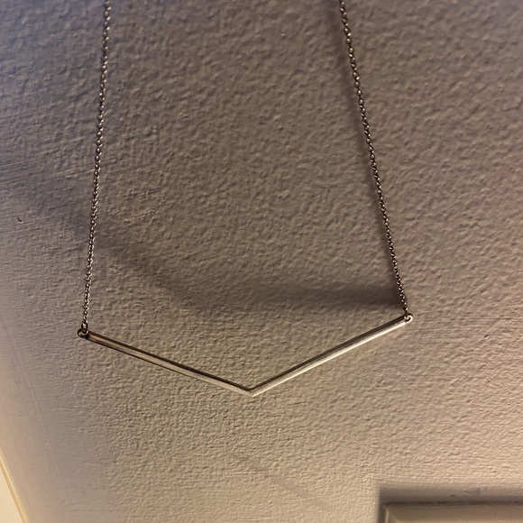 Couple long necklaces and short necklaces - Picture 7 of 10